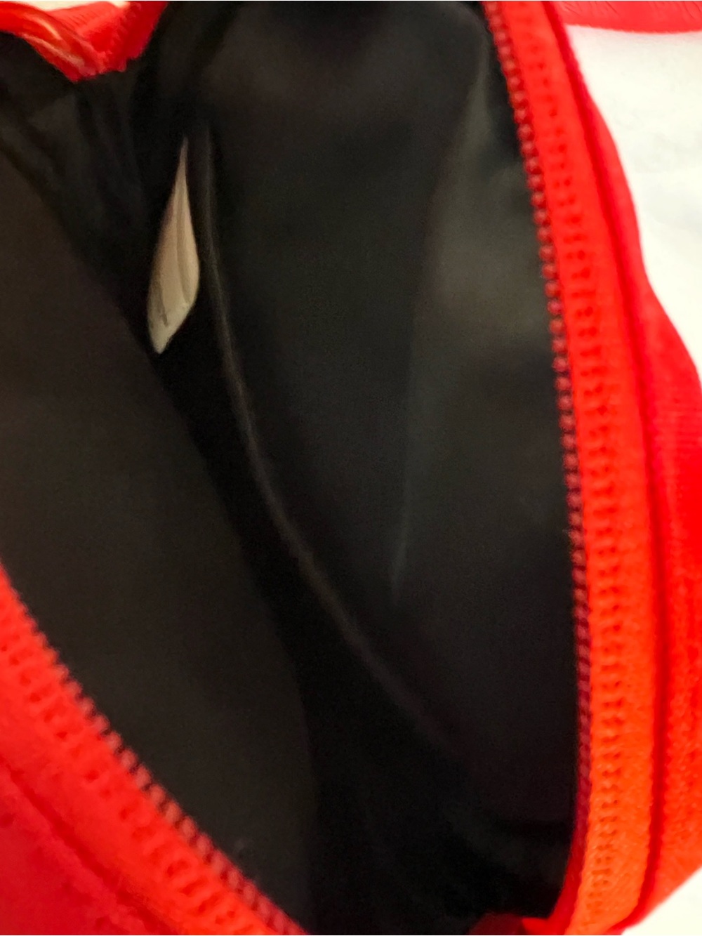 PINK Victoria's Secret Athleisure red crossbody purse - Picture 6 of 8